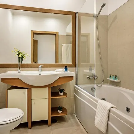 Apartment Gorgeous Two Bedroom In Carvoeiro Carvoeiro (Lagoa)